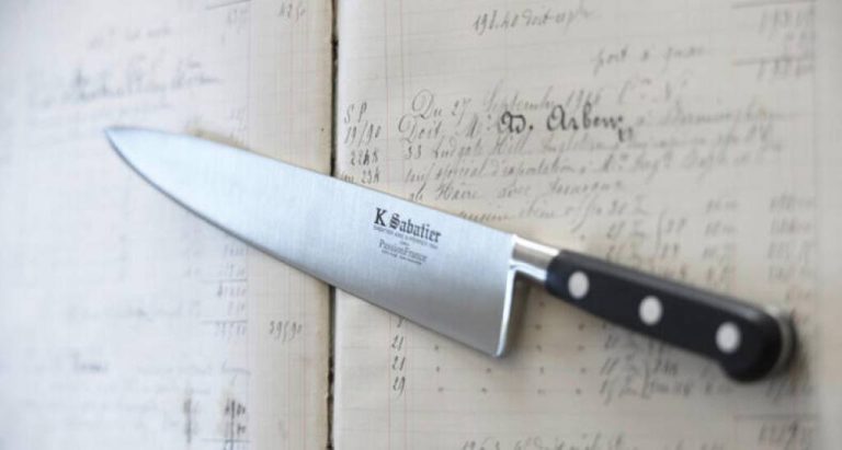 Comment choisir son couteau sabatier pour une cuisine au quotidien